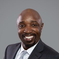 Solomon Muwanga, MidWestOne Bank